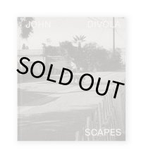 SCAPES / John Divola