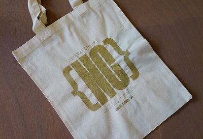 画像2: 【ご予約受付中！（8月8日入荷予定）】NEUTRAL COLORS 6 : 滞在で感じた あの特別な時間はなんだ