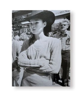 ingrid's house ( signed edition) / Valerie Phillips ON