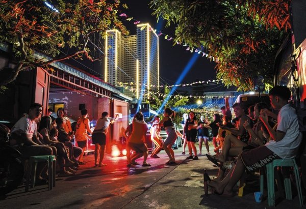 画像2: ADM: Asia's Own Unhinged Club Culture / Soi 48 (2)