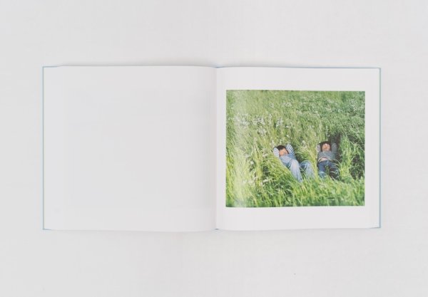 画像9: 【ご予約受付中（送料無料！2025年12月15日以降順次発送）】Haru and Mina / 濱⽥英明 Hideaki Hamada (9)