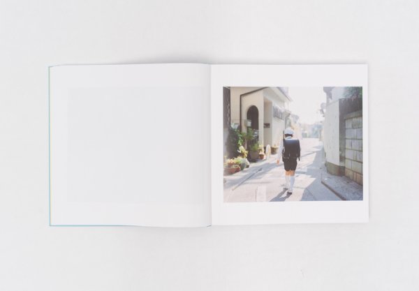 画像7: 【ご予約受付中（送料無料！2025年12月15日以降順次発送）】Haru and Mina / 濱⽥英明 Hideaki Hamada (7)