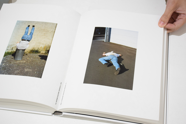 Photographs / Erwin Wurm ON READING Online Shop